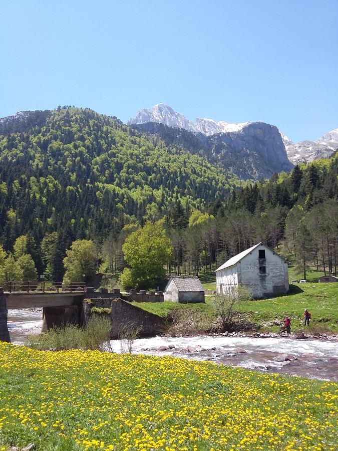 Hospederia Prepirineo Hotel Undues-Pintano Exterior photo